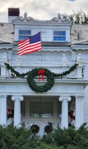 Mansion Wreath