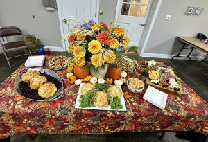 261003 Goody Laden Table